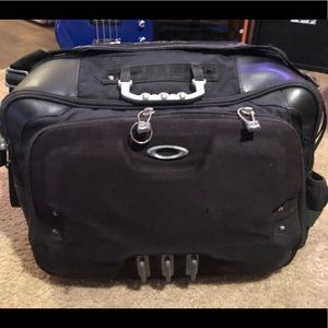 Oakley Home Office Sink Tactical Laptop Multi-use Bag/Briefcase. Black